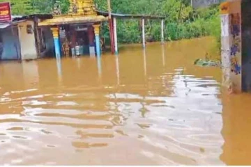 දික්ඔය පිටාර ගලයි - නිවාස රැසක් සහ සංචාරක හෝටලයක් ජලයෙන් යටවෙයි