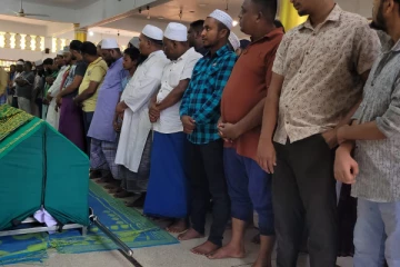 வவுனியாவில் உயிரிழந்த மாணவர்கள்: பெருந்திரளான மக்களின் கண்ணீருக்கு மத்தியில் அடக்கம் (Photos)