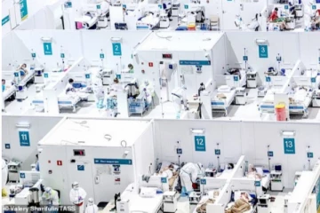 மக்கள்தொகையில் பாதிக்கும் மேலானோருக்கு பாதிப்பு: வெளியான புகைப்படத்தால் ஒப்புக்கொண்ட நகர மேயர்