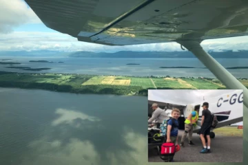 எனக்கு பயமே இல்லை... விமானத்தில் பள்ளிக்குச் செல்லும் கனேடிய சிறுவன்