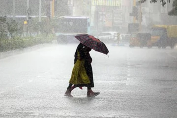 உருவாகிறது காற்றழுத்த தாழ்வு பகுதி.., 2 மாவட்டங்களுக்கு இன்று ஆரஞ்சு அலர்ட்