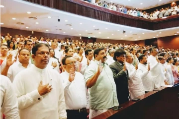 இரண்டு பட்டதா ஐக்கிய மக்கள் சக்தி? வெளிவந்த தகவல்