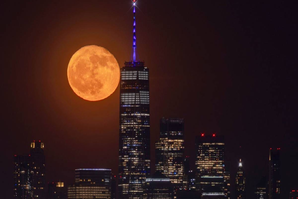 வசந்தத்தின் அழகு வானில் ; மே மாத முழு நிலவு Flower Moon ; நாசா வெளியிட்ட புகைப்படம் | Sky Nasa Releases Image Of The May Full Moon