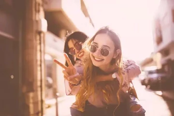 இந்த 5 ராசிக்காரங்க குழந்தை மனம் கொண்டவர்களாம்... உங்க ராசியும் இருக்குதா?