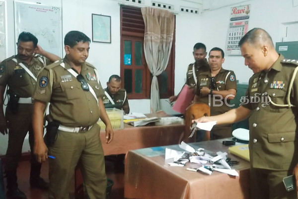 போக்குவரத்து சட்ட விதிகளை மீறியவர்களுக்கு கல்முனை தலைமையக காவல்துறை செய்த சம்பவம் | 25 Motorcycles Seized From Traffic Violators