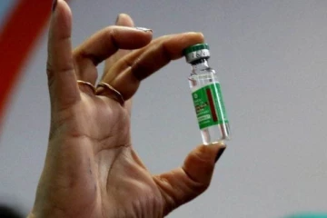 சுதந்திர தினத்திற்கு முன்னர் 500,000 கொரோனா தடுப்பூசி குப்பிகளை இலங்கைக்கு அனுப்ப இந்தியா முடிவு