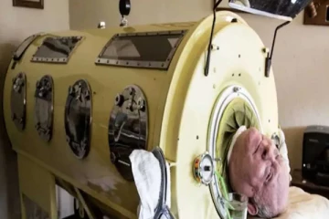 70 வருடங்களாக.. 'இரும்பு நுரையீரல்' மூலம் உயிர் வாழும் அதிசிய மனிதர்! மெய் சிலிர்க்க வைக்கும் தகவல்