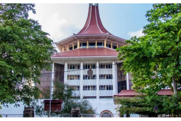 கலால் சட்ட விதி ; மதுபான உரிமங்களை வழங்க இடைக்கால தடையுத்தரவு