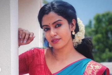 கியூட் ரியாக்க்ஷனில் மனதை கொள்ளையடிக்கும் பாரதி கண்ணம்மா... அள்ளும் அழகுடன் கிரங்க வைக்கும் அரிய புகைப்படம்