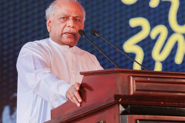 மேலதிகமாக எவ்வித செயற்பாடுகளையும் அரசாங்கம் எடுக்கவில்லை! பிரதமர் | Law And Order In Country Dinesh Gunawardhana மேலதிகமாக எவ்வித செயற்பாடுகளையும் அரசாங்கம் எடுக்கவில்லை! பிரதமர் | Law And Order In Country Dinesh Gunawardhana