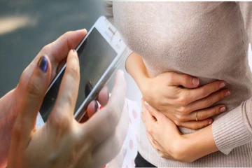 மாதவிடாயால் பணிக்கு தாமதம் ; புகைப்படத்துடன் நிரூபிக்க சொன்னாதால் பல்கலைக்கழகத்தில் வெடித்த சர்ச்சை