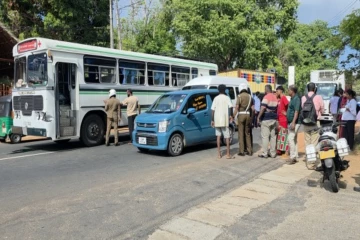 திருகோணமலையில் அடுத்தடுத்து மோதிய வாகனங்கள் ; தீவிரமாகும் விசாரணைகள்