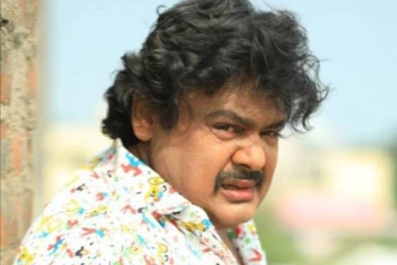 நடிகர் மன்சூர் அலிகானின் வீட்டிற்கு சீல் வைத்த அதிகாரிகள்- அதிரடி நடவடிக்கை