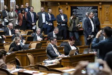 அகதிகளுக்கெதிராக கொண்டுவரப்பட்ட பிரேரணை: சுவிட்சர்லாந்து நாடாளுமன்றத்தில் வெற்றி