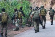 அடங்காத தீவிரவாதிகள்... காஷ்மீர் வனப்பகுதியில் இந்திய இராணுவத்தினருடன் மோதல்