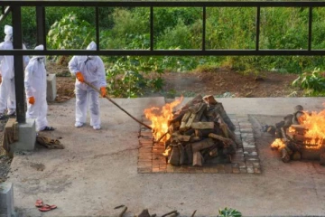 மயான ஊழியர்களும் முன்கள பணியாளர்களே! - அமைச்சர் அதிரடி அறிவிப்பு!