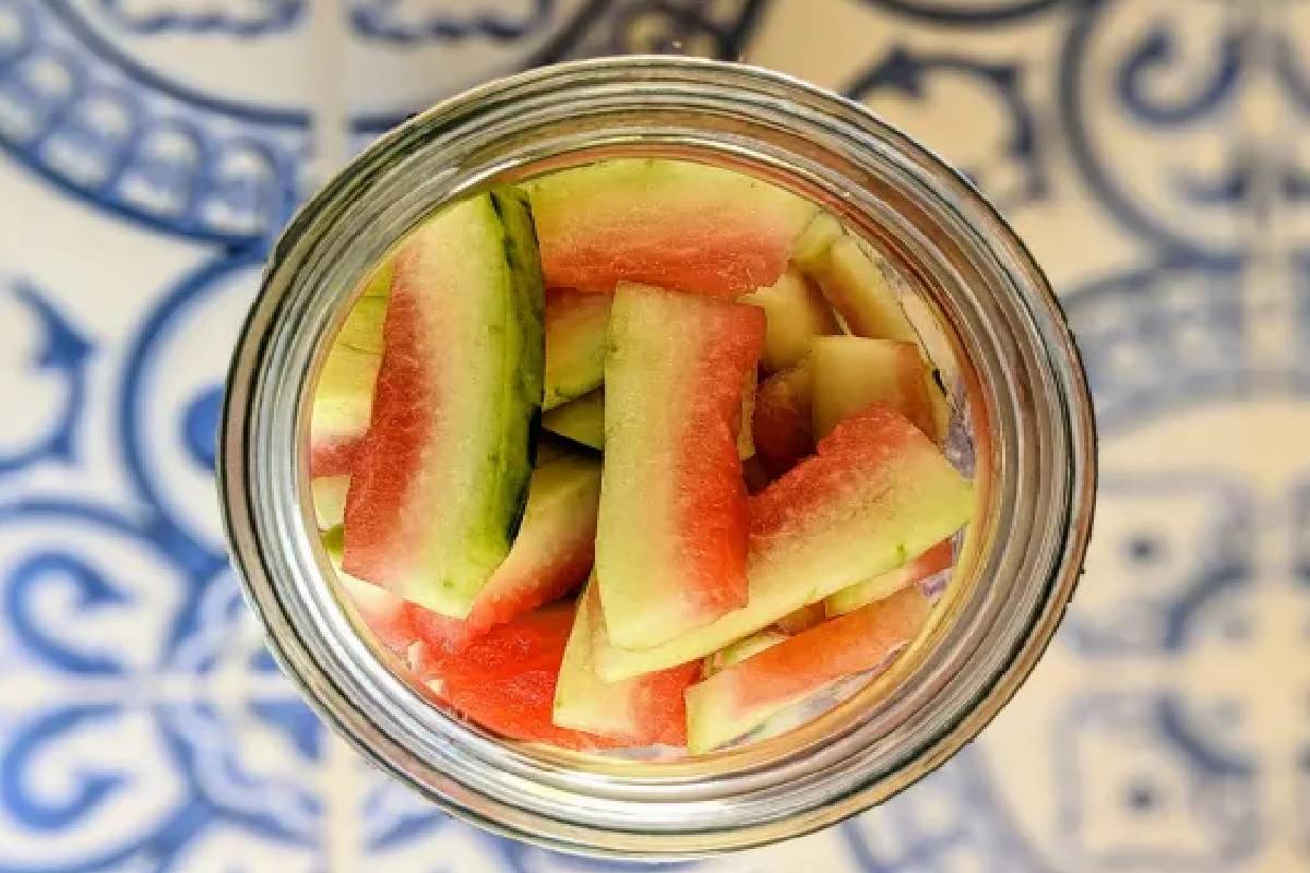 தர்பூசணி தோலில் ஊறுகாய் - பத்தே நிமிடத்தில் எப்படி செய்வது? | Pickled Watermelon Rind 10 Minutes Recipe தர்பூசணி தோலில் ஊறுகாய் - பத்தே நிமிடத்தில் எப்படி செய்வது? | Pickled Watermelon Rind 10 Minutes Recipe