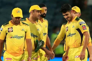 ருதுராஜ் கைகுவாட் - கான்வே ஜோடி கலக்கல்...ஐதராபாத் அணியை வீழ்த்தியது சென்னை