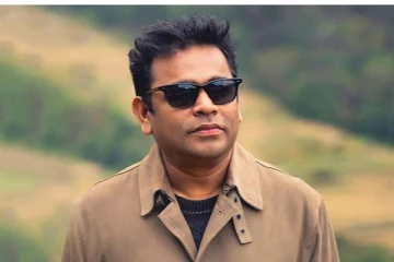 அமித் ஷாவின் இந்தி மொழி சர்ச்சை : மாஸ்’ஆக பதில் கூறிவிட்டு சென்ற இசைப்புயல்; தேசிய அளவில் கிளம்பும் விவாதம் - வைரல் வீடியோ உள்ளே