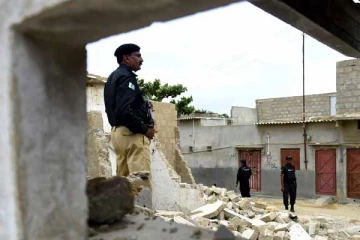 4 பெண்கள் நிர்வாணமாக அடித்து இழுத்துச் செல்லப்பட்ட கொடூரம்.! பாகிஸ்தானில் அதிரவைக்கும் சம்பவம்