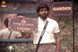 பிக்பாஸ் 10 வீட்டைவிட்டு வெளியேறிய குமரன் தனது அப்பாவுடன் என்ன செய்கிறார் பாருங்க... வீடியோ இதோ