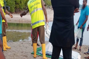 திருகோணமலை கப்பல்துறை கடற்கரையில் ஆணொருவரின் சடலம் மீட்பு