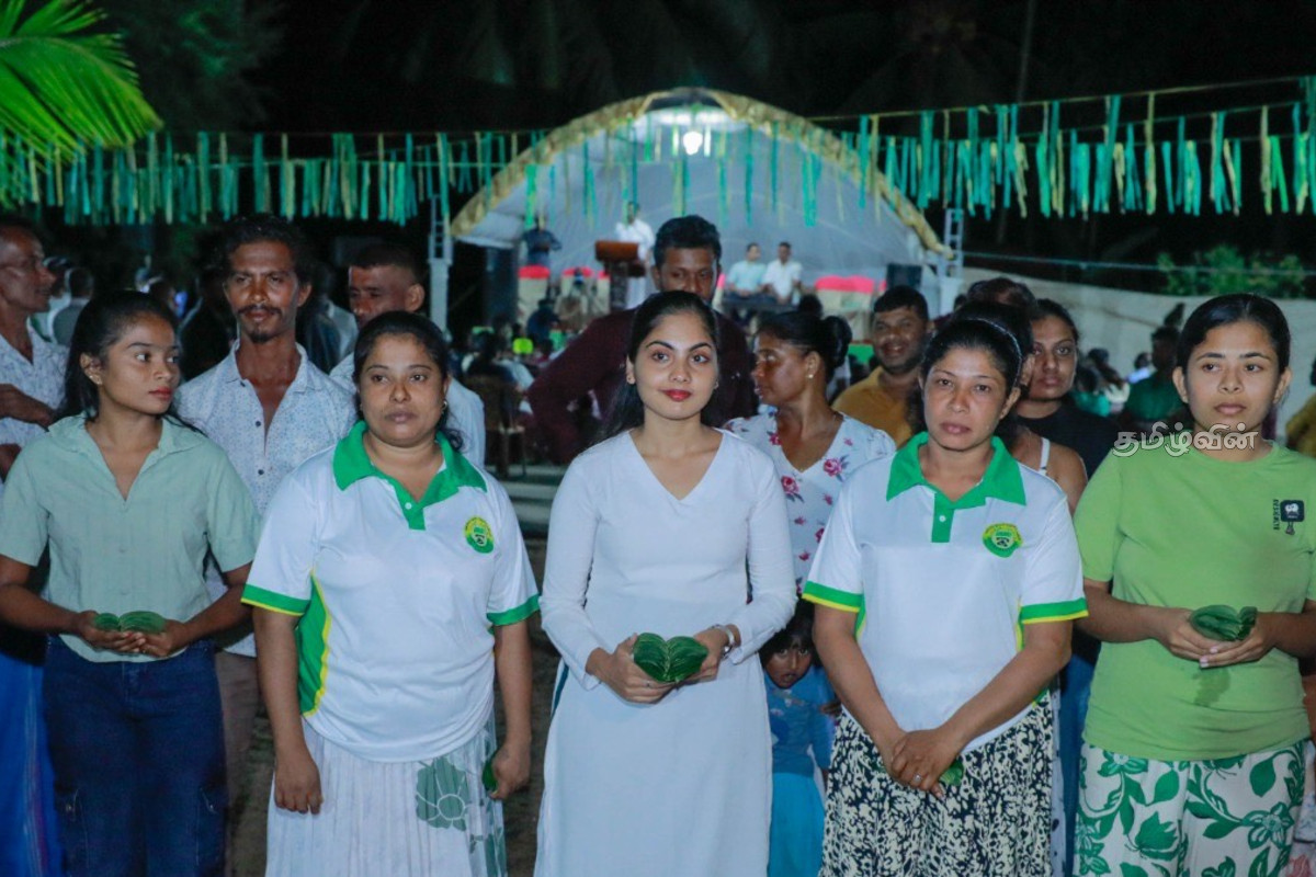 தொடர்ச்சியான ஏமாற்றுதல்களால் முற்றாக ஸ்தம்பித்துள்ளது இலங்கை - எதிர்க்கட்சித் தலைவர் சஜித் குற்றச்சாட்டு | Sajith Premadhasa Statement About Sri Lanka தொடர்ச்சியான ஏமாற்றுதல்களால் முற்றாக ஸ்தம்பித்துள்ளது இலங்கை - எதிர்க்கட்சித் தலைவர் சஜித் குற்றச்சாட்டு | Sajith Premadhasa Statement About Sri Lanka