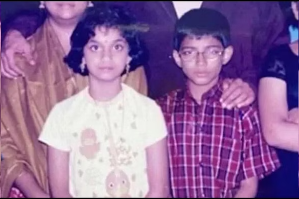 நடிகை கீர்த்தி சுரேஷா இது, சிறுவயதில் எப்படி இருக்கிறார் அடையாளமே தெரியலையே?- வைரலாகும் புகைப்படம் | Keerthy Suresh Unseen Childhood Picture