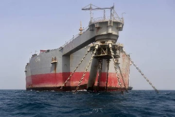 14 கப்பல்களில் கச்சா எண்ணெய்... விற்க முடியாமல் கடும் போராட்டத்தில் ரஷ்யா