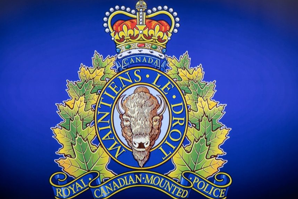 கனடாவில் 400-க்கும் மேற்பட்ட கனடிய பொலிஸ் உத்தியோகத்தர்கள் மீது குற்றச்சாட்டு | More Than 400 Rcmp Members Accused Of Misconduct