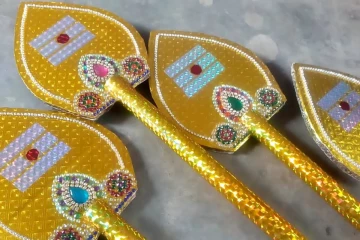 பங்குனி உத்திரம்: 3 தலைமுறையாக முருகப்பெருமானுக்கு வேல் கொடுக்கும் பக்தர்