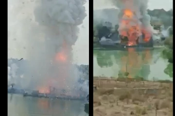 மைசூர் பட்டாசு குடோனில் பயங்கர தீ விபத்து - அதிர்ச்சி வீடியோ!