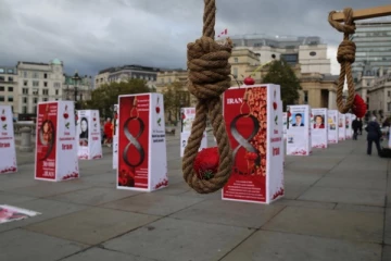 ஒரே நாளில் மூன்று பெண்களுக்கு தூக்கு தண்டனையை நிறைவேற்றிய நாடு! ஏன் தெரியுமா!