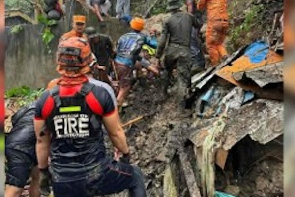 பிலிப்பின்ஸ் நிலச்சரிவில் சிக்கி 7 போ் உயிரிழப்பு | 7 People Killed In Philippines Landslide