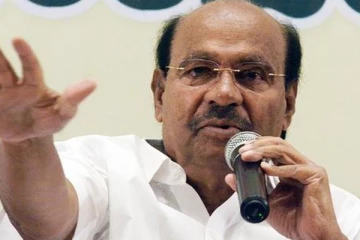 பெண்களின் திருமண வயதை 21 ஆக உயர்த்த வேண்டும் - ராமதாஸ் கோரிக்கை