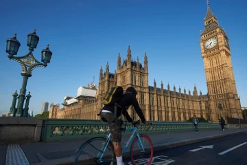 பிரித்தானியாவில் குரங்கம்மை பாதிப்பு 100-க்கும் அதிகமாக பதிவு! அதிகாரிகள் எச்சரிக்கை