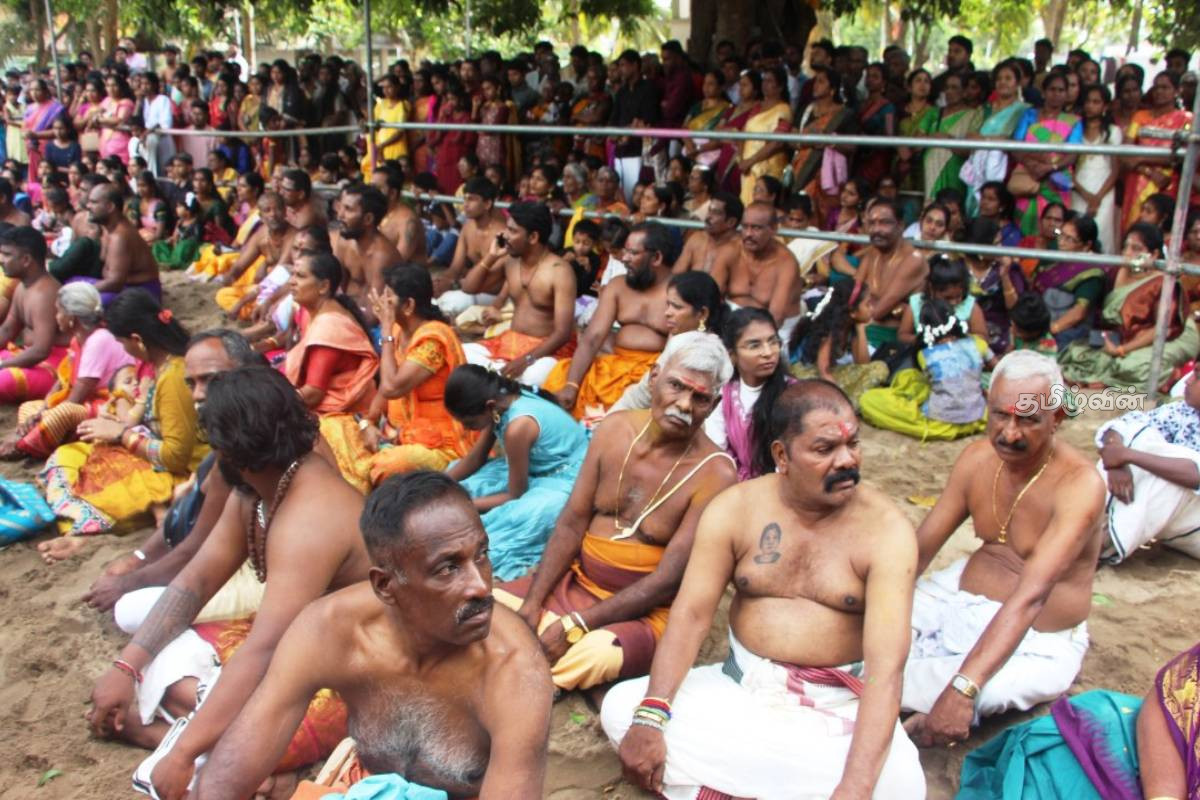 ஆயிரக்கணக்கான பக்தர்கள் சூழ சிறப்பாக நடந்து முடிந்த ஏறாவூர் பத்திரகாளியம்மன் ஆலய தீமிதிப்பு உற்சவம் | Eravur Pathirakaliamman Temple Theemithippu ஆயிரக்கணக்கான பக்தர்கள் சூழ சிறப்பாக நடந்து முடிந்த ஏறாவூர் பத்திரகாளியம்மன் ஆலய தீமிதிப்பு உற்சவம் | Eravur Pathirakaliamman Temple Theemithippu