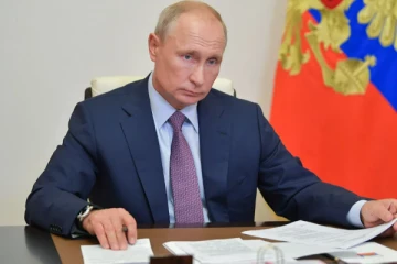 ரஷ்ய ஜனாதிபதியை பதவியிலிருந்து நீக்க புரட்சிப் படை தீவிரம்