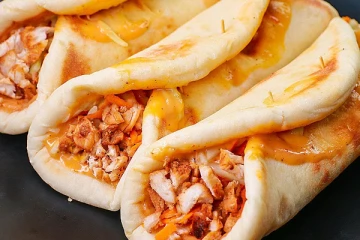 இனி ஹோட்டலில் வாங்க வேண்டாம்.. வீட்டிலேயே செய்யலாம் சிக்கன் ஷவர்மா...