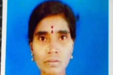 நடுரோட்டில் மனைவியை வெட்டிக் கொன்ற கணவன்