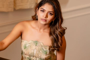 அதிதி ஷங்கர் கிளாமர் லுக் போட்டோஷூட்