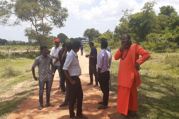 ஆதிசிவன் பூமியை காக்க  களமிறங்கிய யாழ். பல்கலை மாணவர்கள்! | University Students Mullaithivu