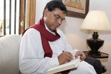 பிழையான தகவலை வெளியிட்டு குழப்பத்தை ஏற்படுத்திய பசில்