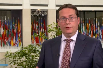 சர்வதேச நாணய நிதியத்தின் இலங்கைக்கான சிரேஷ்ட தூதுவர் இலங்கை தொடர்பில் விடுத்துள்ள கோரிக்கை