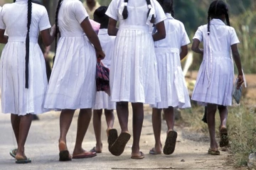 24 மணித்தியாலங்களில் 7 மாணவிகள் பாலியல் துஷ்பிரயோகம்; பொலிஸார் பகீர் தகவல்