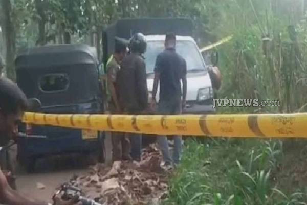 பொலிஸாரை தாக்க முயன்ற கால்நடை கடத்தல் கும்பல் ; காவல்துறையினர் அதிரடி சோதனை | Cattle Smuggling Gang Attempts To Attack Police பொலிஸாரை தாக்க முயன்ற கால்நடை கடத்தல் கும்பல் ; காவல்துறையினர் அதிரடி சோதனை | Cattle Smuggling Gang Attempts To Attack Police