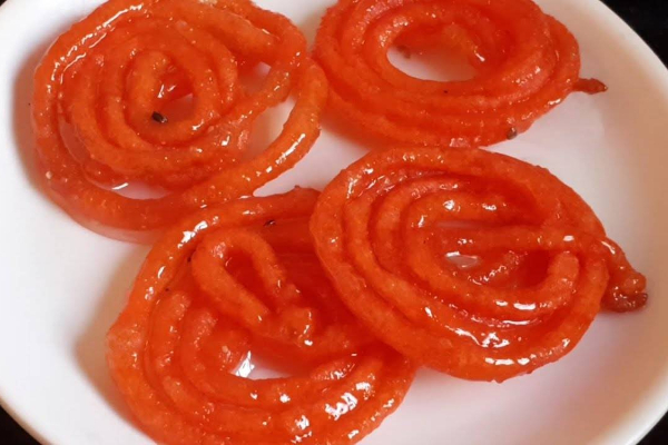 இட்லி மாவு இருந்தாலே போதும்... 5 நிமிடத்தில் சுவையான ஜிலேபி ரெடி! | Food How To Make Instant Jilebi 5 Mins