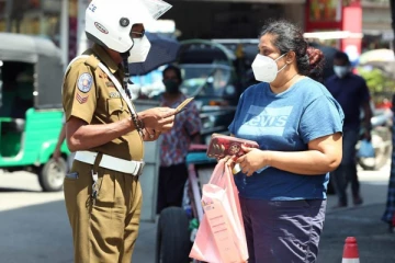 மேல் மாகாணத்தில் திடீரென களமிறக்கப்பட்ட 451 காவல்துறை அதிகாரிகள் (காணொளி)