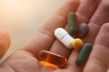 மல்டி-வைட்டமின் மாத்திரை சாப்பிடுகிறீர்களா? மரண அபாயம் - ஆய்வில் ஷாக் தகவல்!