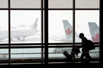கனடாவிலிருந்து விமானப் பயணம் மேற்கொள்வோருக்கு அறிவுறுத்தல்